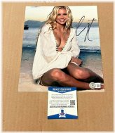 Kournikova Signed Tennis Photo (Beckett Certified)