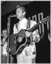 Country Harmony: Vintage Portrait Collection