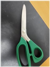 Green Handle Kai Ergonomix Sewing Scissors