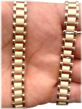 Golden Oyster Link Chain Jewelry