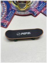 Pepsi Retro Skateboard Keychain