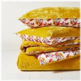 Golden Opulence Velvet Comforter Set