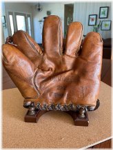 Retro Split-Finger Baseball Glove