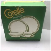 Fresh Meadow Dinnerware Set