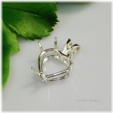 Heartfelt Silver Pendant Frame