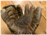 RCP 42-521 Vintage Baseball Glove