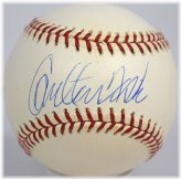 Carlton Fisk Autographed Baseball (MLB Authenticated)