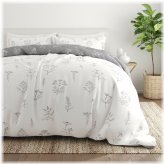 Floral Reversible Bedding Set by Kaycie Gray Fashion