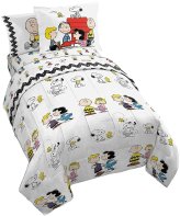 Snoopy's Dreamland Comforter Set