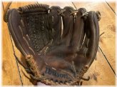 Tommy John Yankees Pro Model Wilson A2320 Glove