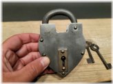 Heartfelt Heritage Lock & Key Set