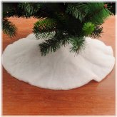 Frosty Fur Tree Skirt - A Cozy Addition to Your Christmas Decor