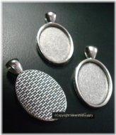 Antique Silver Plated Cabochon Pendant Frames - Set of 3