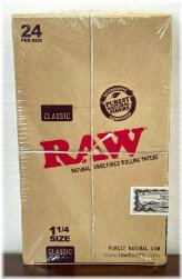 Classic 1.25 Cigarette Rolling Papers - Full Box (24 packs)