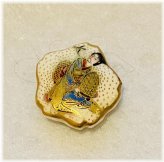 Meiji Era Satsuma Geisha Bird Button