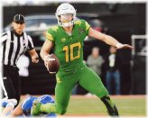 Justin Herbert Oregon Ducks Autographed Photo