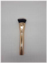 Sculpt & Blend Foundation Brush