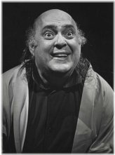 Theater Snapshot: Zero Mostel in 'The Latent Heterosexual' (1968)