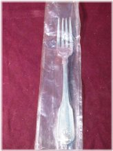 Shell Design Silver Dinner Fork - Vintage Community Plate 1978