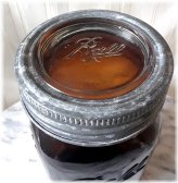 Sunset Glow Quart Jar with Glass Lid and Zinc Ring