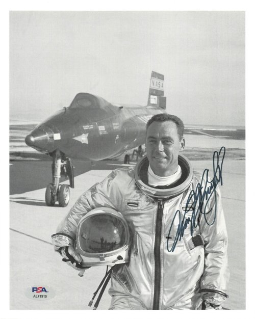 William J Knight Astronaut Signature Photo Authenticity Certified