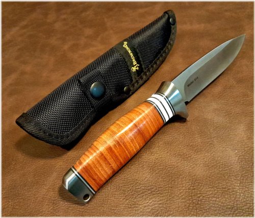 Heritage Hunter Fixed Blade Knife