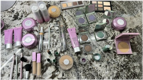 MALLY Assorted Face and Eye Makeup Bundle with Brushes - Lot 35