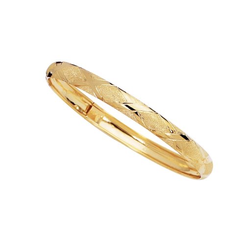 Golden Embrace Bangle with Textured Diamond Cut Design