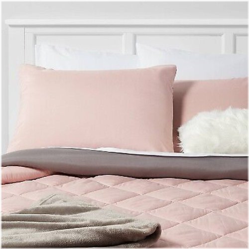 Blushing Reversible Microfiber Bedding Set