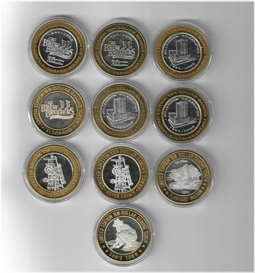 Silver Center Casino Token Set - Mixed Random