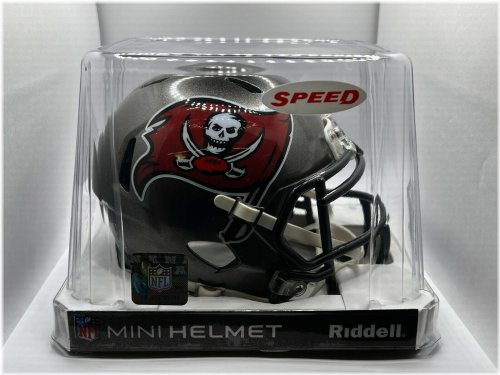 Buccaneers Throwback Speed Mini Helmet