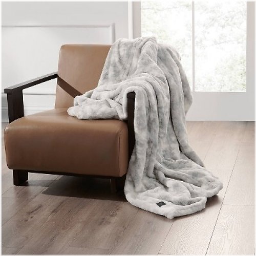 Marble Gray Heated Cozy Throw