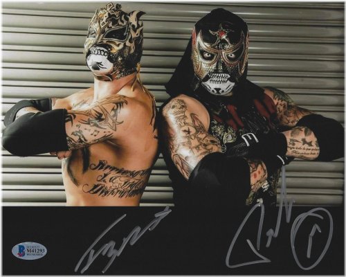 Lucha Legends Signed Photo with Authentication