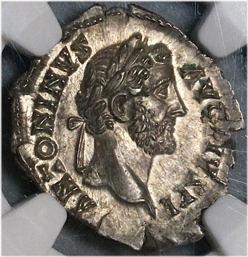 Antoninus Pius Thunderbolt Denarius