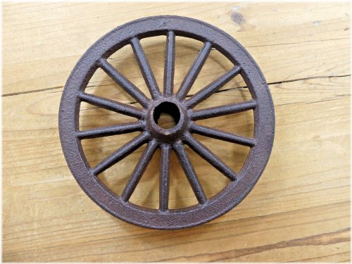 Rustic Cast Iron Wagon Wheel Decor