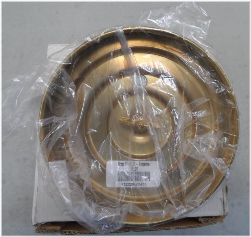 Grapevine Brass Bread Plate Cover