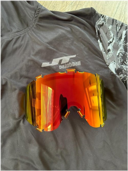 Red Vision Dual Pane Lens