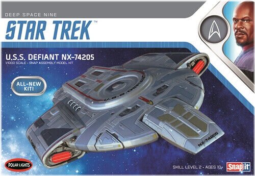 Star Trek USS Defiant NX-74205 Plastic Model Kit