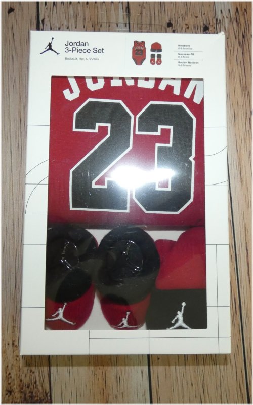 Tiny Trendsetter Essentials Set