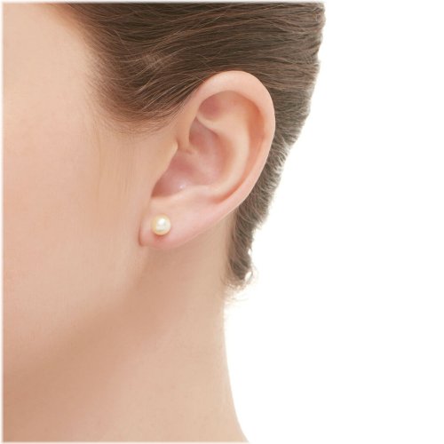 Pearl Essence Stud Earrings