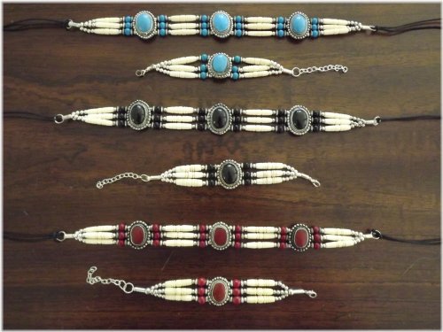 Southwestern Spirit Agate Buffalo Bone Choker Set