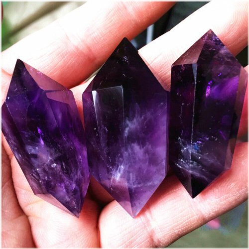 Amethyst Quartz Obelisk Crystal Point