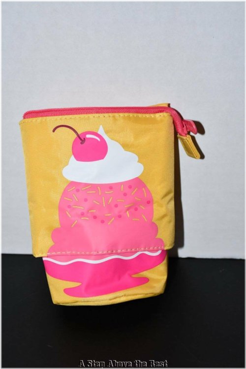 Sundae Surprise Hide and Peek Pouch by Thirty One