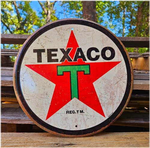 Retro Roadside Relics