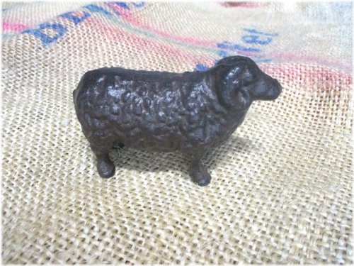 Rustic Ram Cast Iron Decor