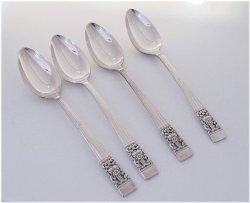 Elegant Heritage Silverplate Spoon Set