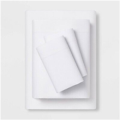 White Cloud Solid Sheet Set