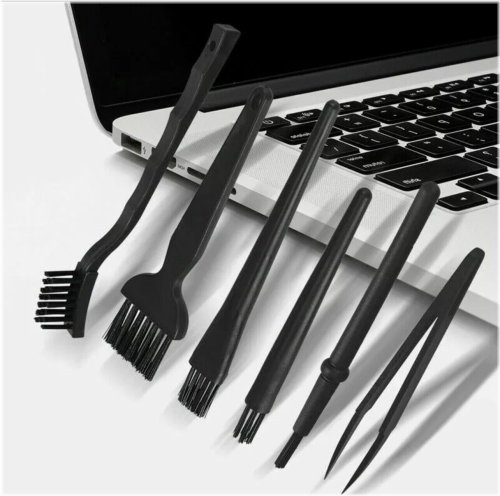 TechClean Brush Set for Computers and Laptops