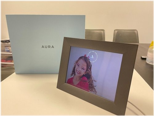 AuraView 9" Digital Photo Frame