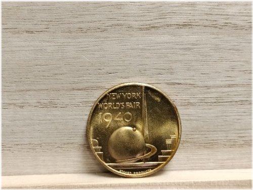 World's Fair Peace and Freedom Commemorative Medal